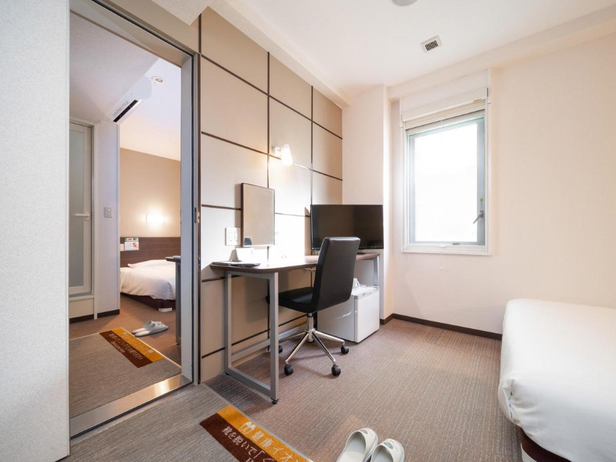 Super Hotel Jr Fujiekimae Kinenkan Fuji  Buitenkant foto